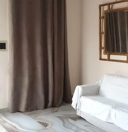 Apartahotel Regina Plasencia